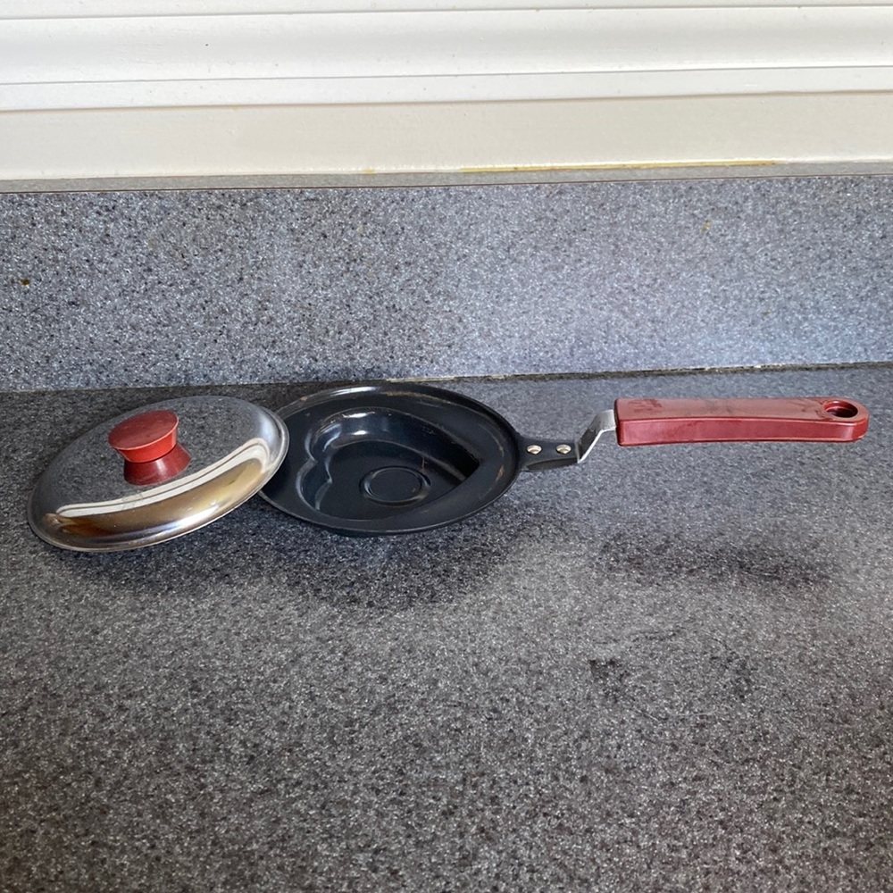 Little Love Heart Egg or Pancake Pan